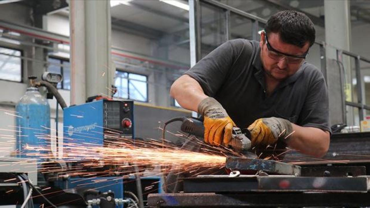  Bakan Işıkhan duyurdu: 922 bin kişi i&ccedil;in 6.7 milyar TL verildi!