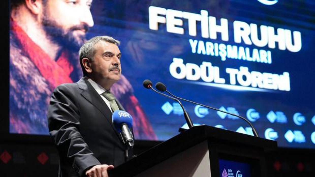 Bakan Tekin: Biz "Fetih 1453" diyenlerle beraber yolumuza devam edeceğiz!