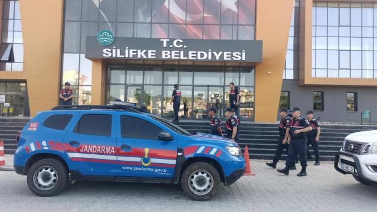 Belediye Başkanının ardından yardımcısı da g&ouml;zaltına alındı!