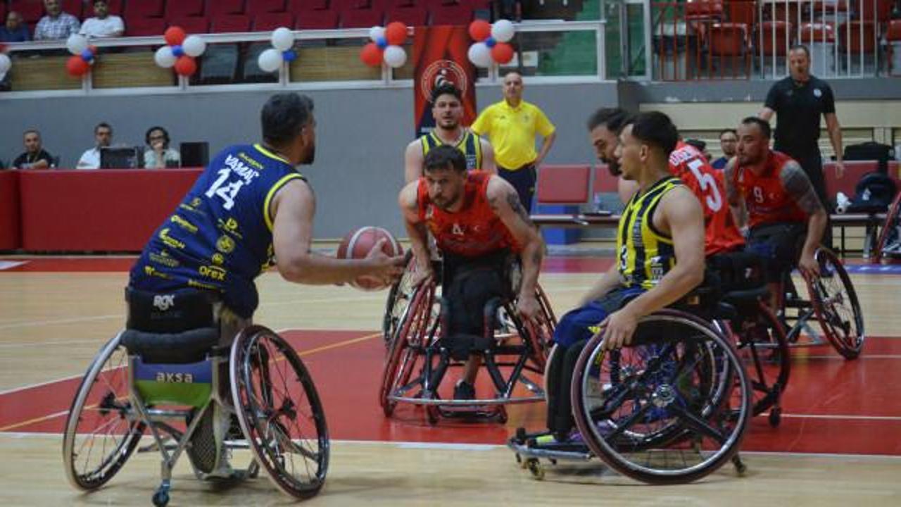 Fenerbah&ccedil;e TSK Rehabilitasyon Merkezi'ni farklı devirdi!