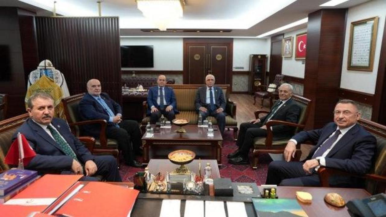 Fuat Oktay, Mustafa Destici'yi ziyaret ediyor.
