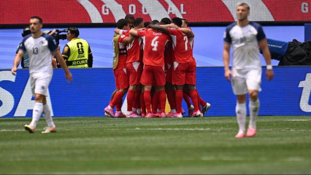 5 goll&uuml; nefes kesen ma&ccedil;! İsvi&ccedil;re, Bosna Hersek'i farklı ge&ccedil;ti