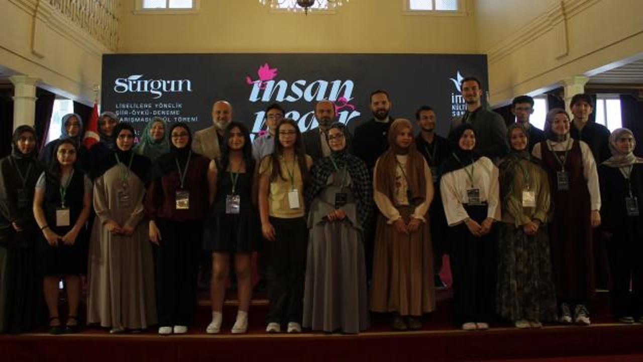 İnsan Nedir Bildin Mi Sen yarışması ödül töreni