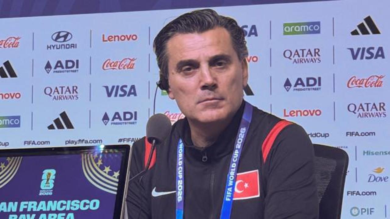 Montella'dan veda sonrası ilk s&ouml;zler! '50 yılda bir denk gelir'