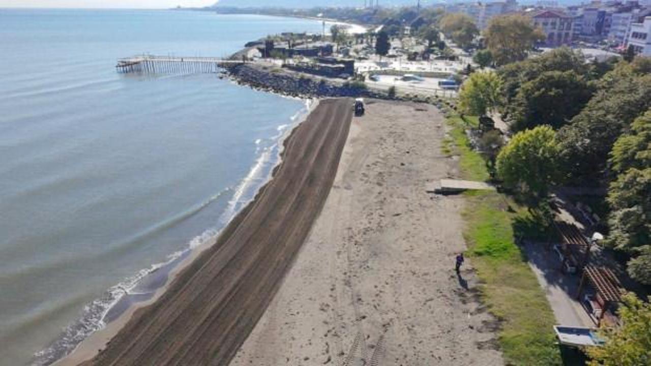Ordu sahillerinde dalgalı deniz manzarası.