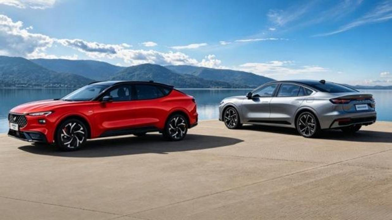 Yenilenen efsane model otomobilin tanıtımından bir kesit