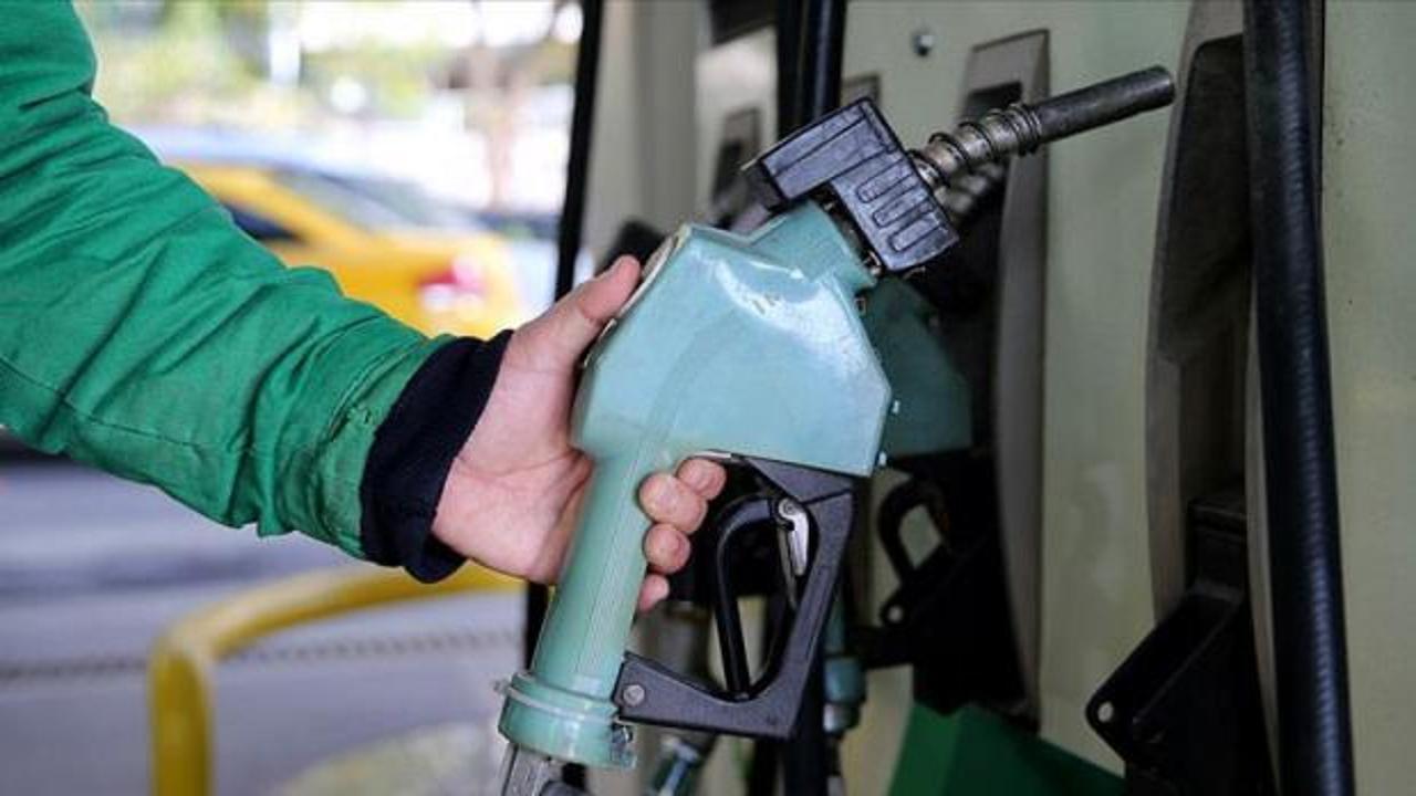 Motorine bir indirim daha geliyor, pompa fiyatları düşüyor.