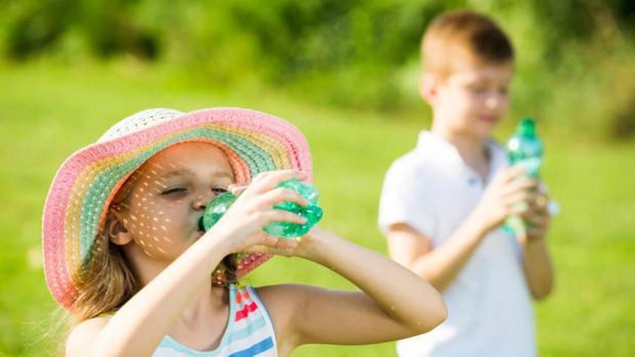 Sıcaklarda bu hatayı yapmayın! &Ccedil;ocuklarda enfeksiyon riskini artırıyor