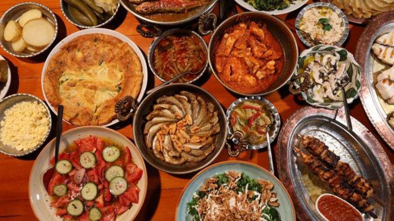 Trabzon T&uuml;rkiye K&uuml;lt&uuml;r Yolu Festivali'nde y&ouml;resel tatlar hafızaya kazındı