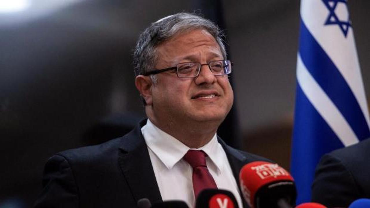 İsrail Ulusal Güvenlik Bakanı Itamar Ben-Gvir konuşma yaparken