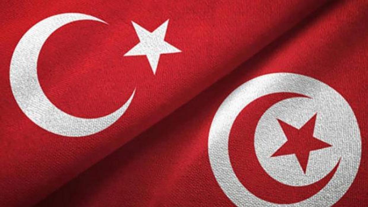 Türk ve Tunuslu iş insanları, iki ülke arasındaki ticari ilişkileri geliştirmek amacıyla Tunus'ta bir araya geldi.