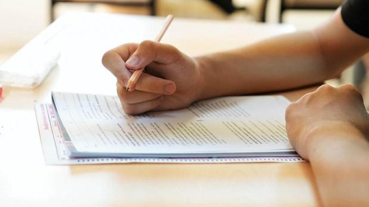 YKS Alan Yeterlilik Testleri (AYT) ve Yabancı Dil Testi (YDT) bugün yapılıyor