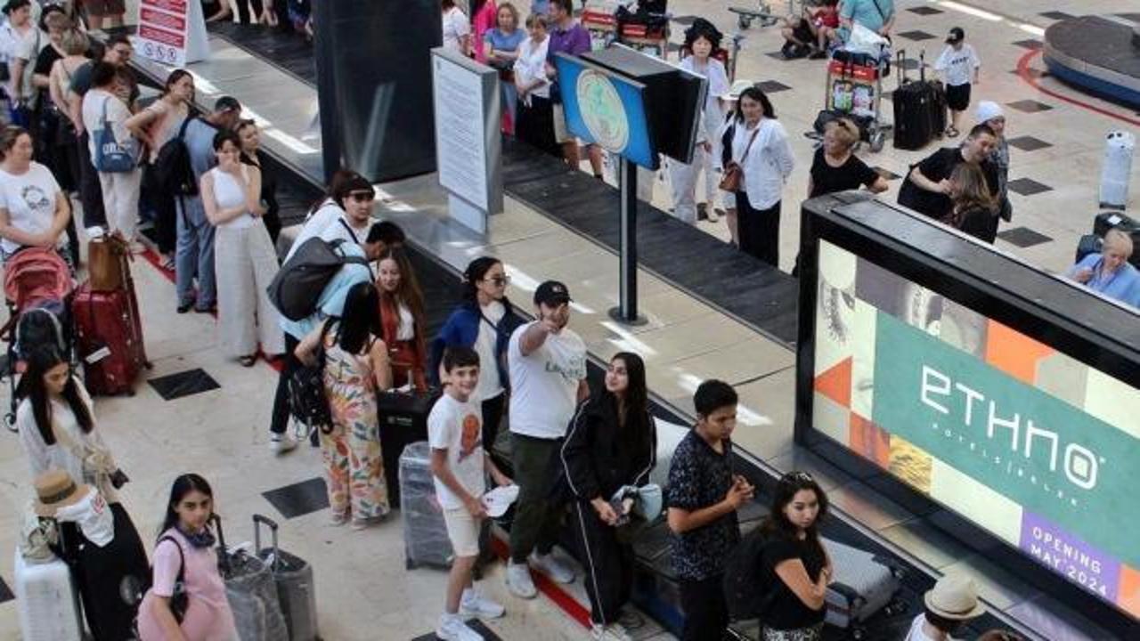 Rusların g&ouml;zdesi yine T&uuml;rkiye! K&ouml;rfez krizi turizmde dengeleri değiştirdi
