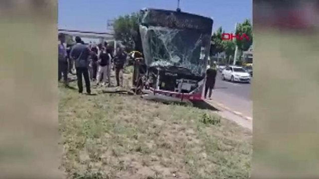 Ankara'da belediye otobüsü kaza yaptı: Yaralılar var
