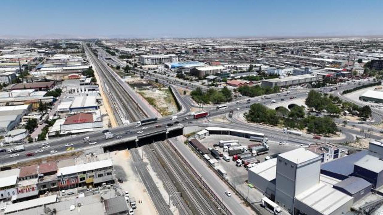 Başkan Altay: Konyaray projesi kapsamında Demiryolu Caddesi&rsquo;nde kesintisiz bir ulaşım koridoru oluşturuyoruz