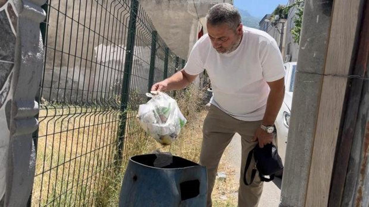 Bir kilo altını çöpe attı, mahalleli seferber oldu