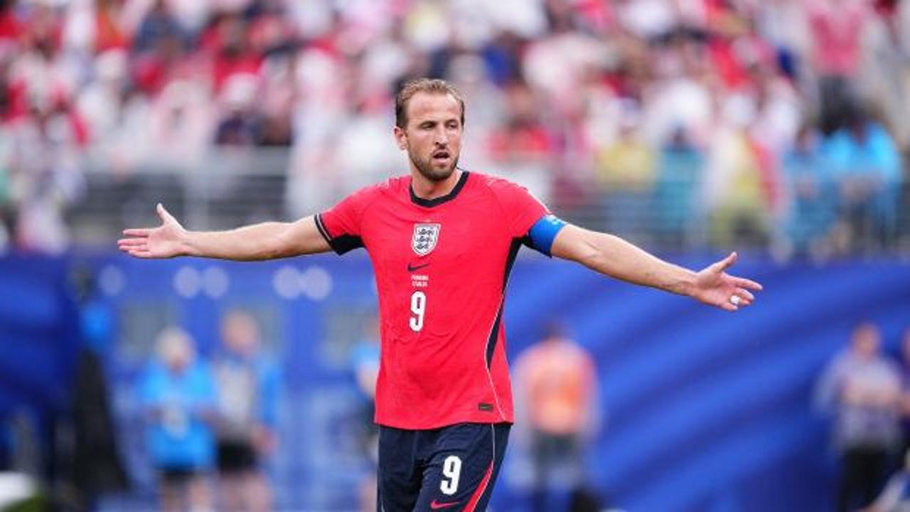 Harry Kane İngiltere milli takımı formasıyla sahada