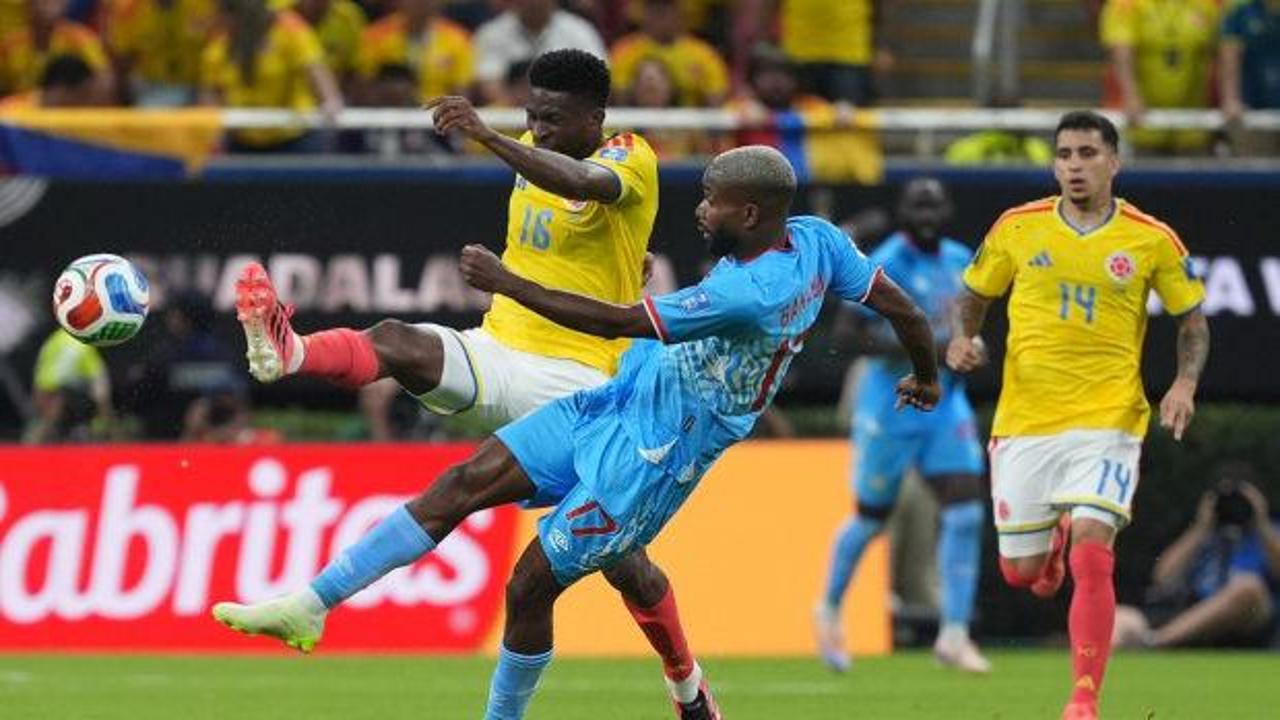 Kolombiya ve Demokratik Kongo milli futbol takımları Dünya Kupası maçında karşılaşıyor.