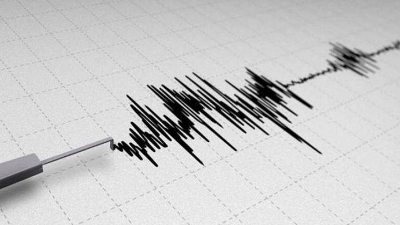 Malatya'da 4 b&uuml;y&uuml;kl&uuml;ğ&uuml;nde deprem!