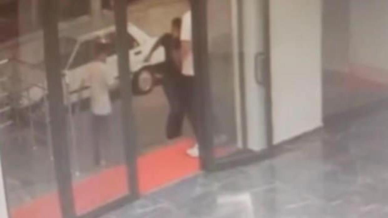 "Laf atma" dehşeti: 1 ölü, 2 yaralı! Olay anının görüntüsü ortaya çıktı