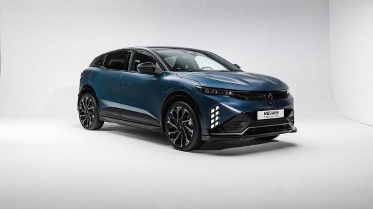Renault Megane E-Tech Elektrikli, güncellenen tasarımı ve gelişmiş teknolojileriyle dikkat çekiyor.