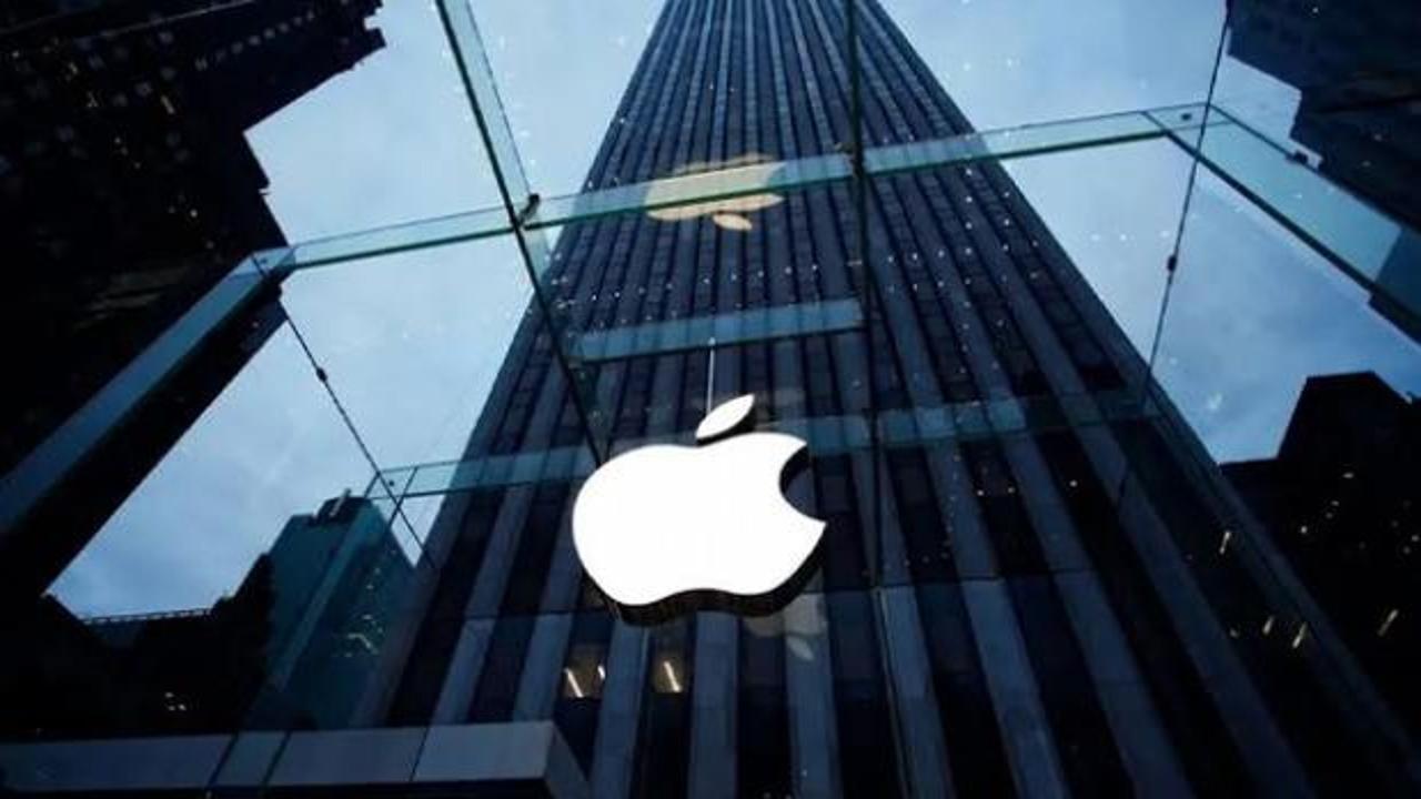 Apple ürünlerine yapay zeka ve çip kıtlığı nedeniyle zam yapıldığına dair haber görseli.