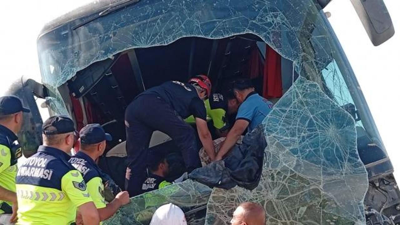 Son Dakika... Aksaray&rsquo;da otob&uuml;s yoldan &ccedil;ıktı: Yaralılar var