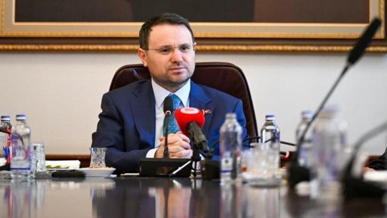 Bakan G&uuml;rlek duyurdu: 31 &uuml;lkeden 197 iade!