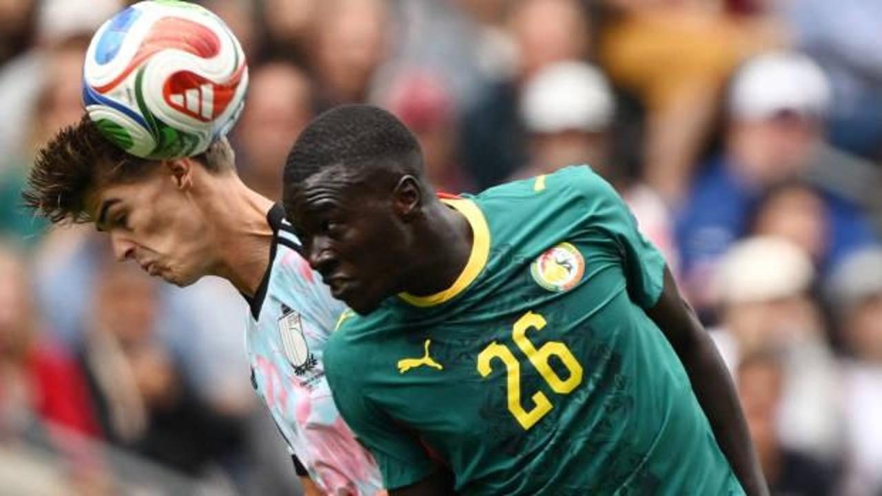 D&uuml;nya Kupası'ndan elenen Senegal'de deprem! Teknik heyeti hedef alıp milli takımı bıraktı