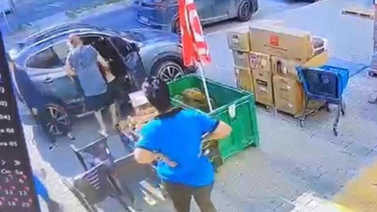 Erkek arkadaşı tarafından sokak ortasında darbedildi; olay kamerada