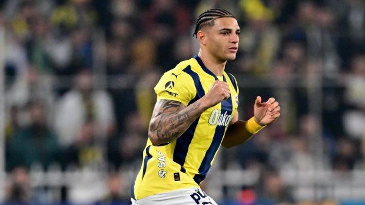 Fenerbah&ccedil;e a&ccedil;ıkladı! Diego Carlos kampa katılıyor