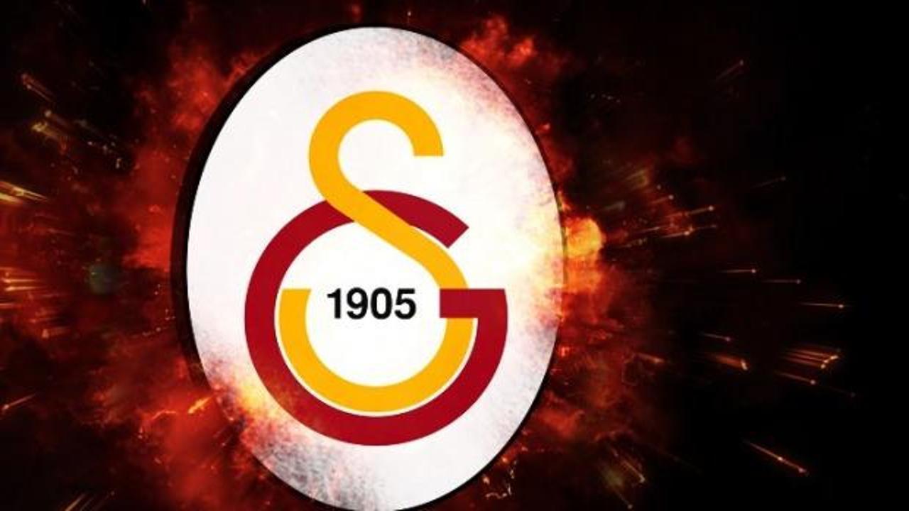 Galatasaray forması giyen Buğrahan Tuncer