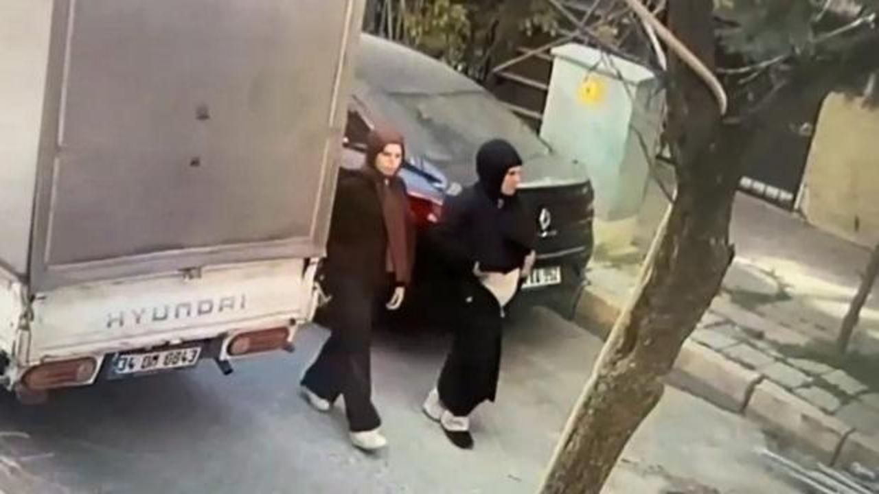 İstanbul'da yakalanan hırsızlık şüphelileriyle ilgili polis operasyon görüntüsü