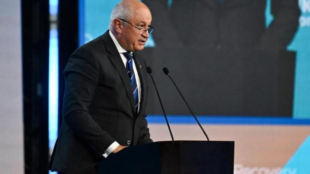 Moldova Başbakanı Alexandru Munteanu'nun istifasıyla ilgili haber görseli.