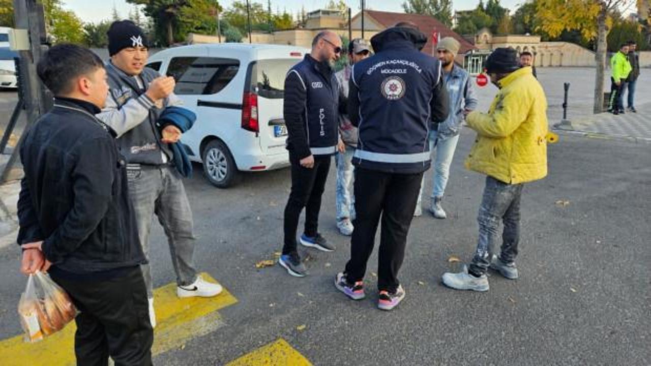 Nevşehir'de 25 ka&ccedil;ak g&ouml;&ccedil;men yakalandı