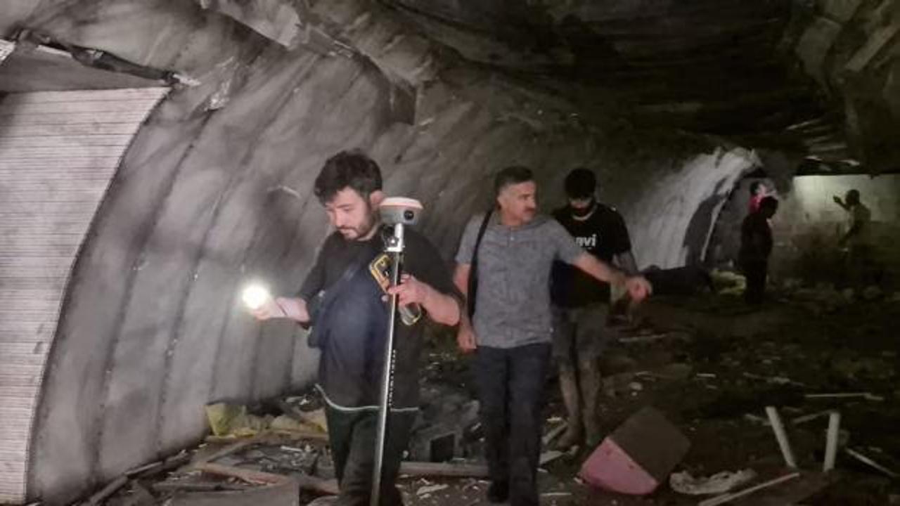 Zonguldak'ta yıkım sırasında bulunan İkinci Dünya Savaşı dönemine ait sığınak girişi