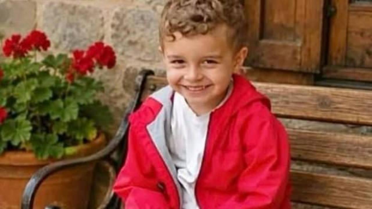 Kocaeli'de tatil evindeki havuzda 4 yaşındaki çocuğun hayatını kaybettiği olayla ilgili haber görseli.
