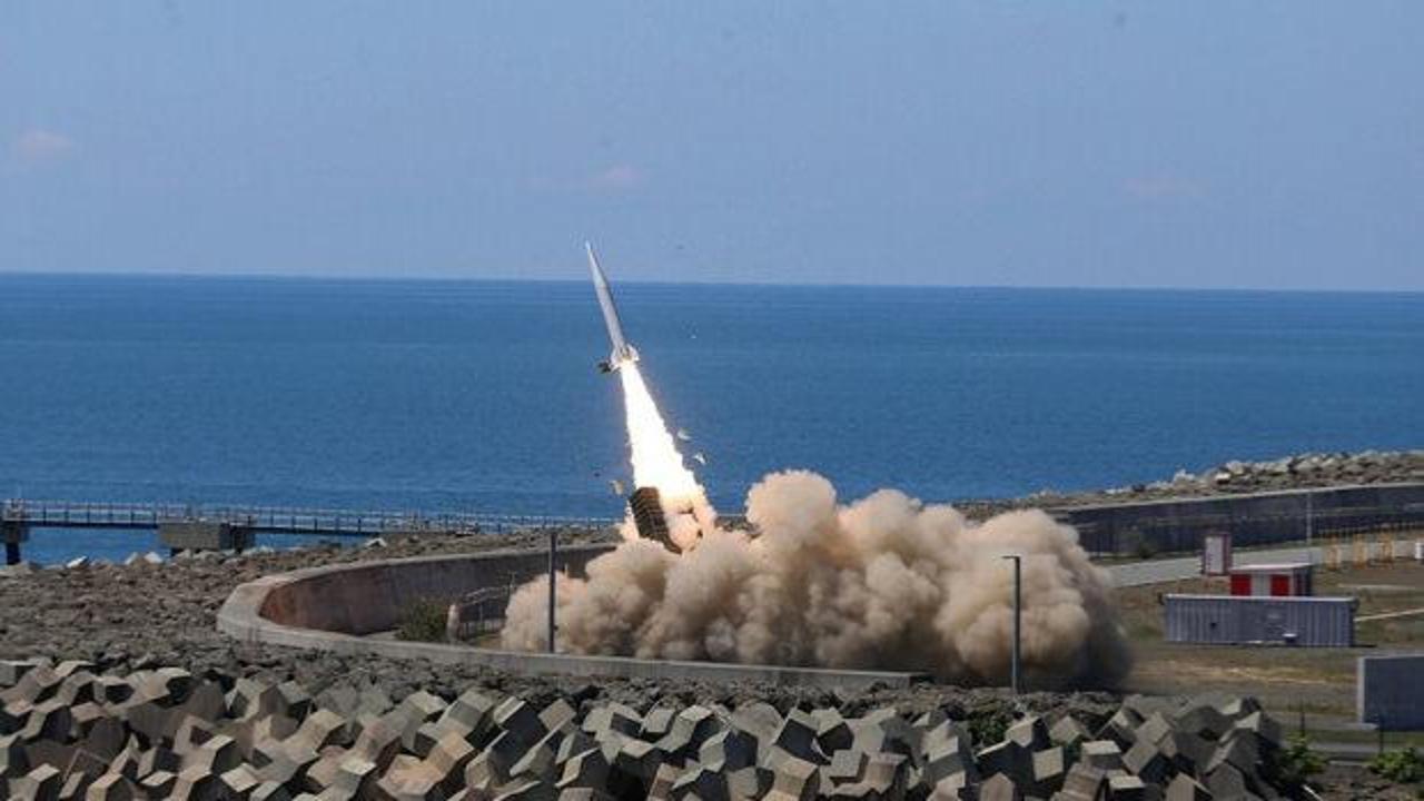 ROKETSAN TAYFUN Blok-3 balistik füzesinin test atışından görüntü.