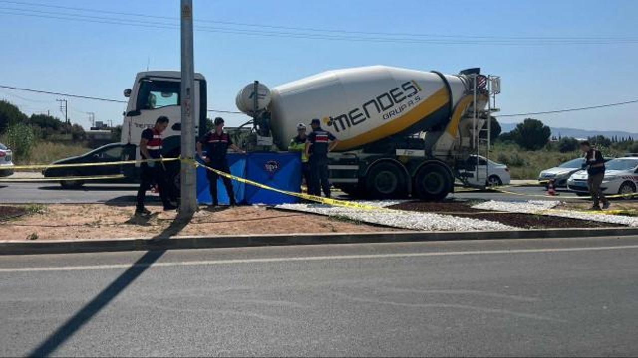 Beton mikserinin &ccedil;arptığı yaya &ouml;ld&uuml;