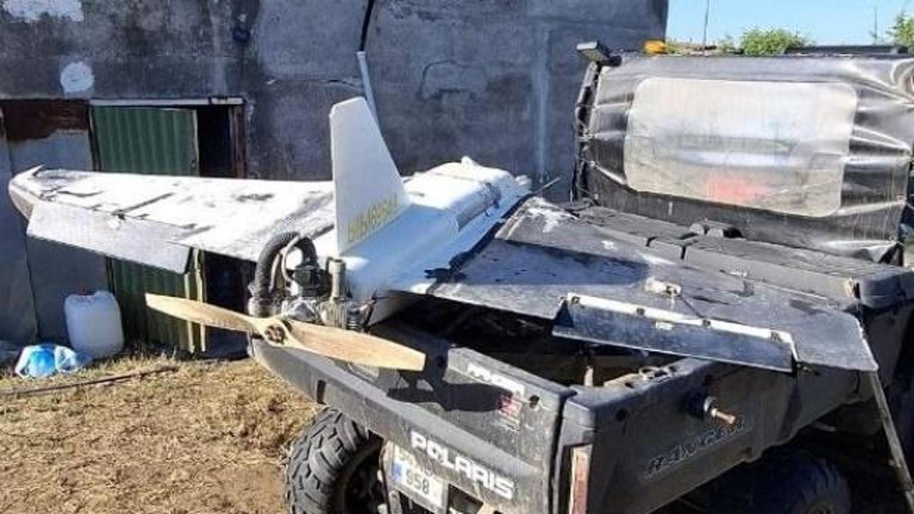 Sakarya'nın Karasu ilçesi sahilinde bulunan insansız hava aracı.
