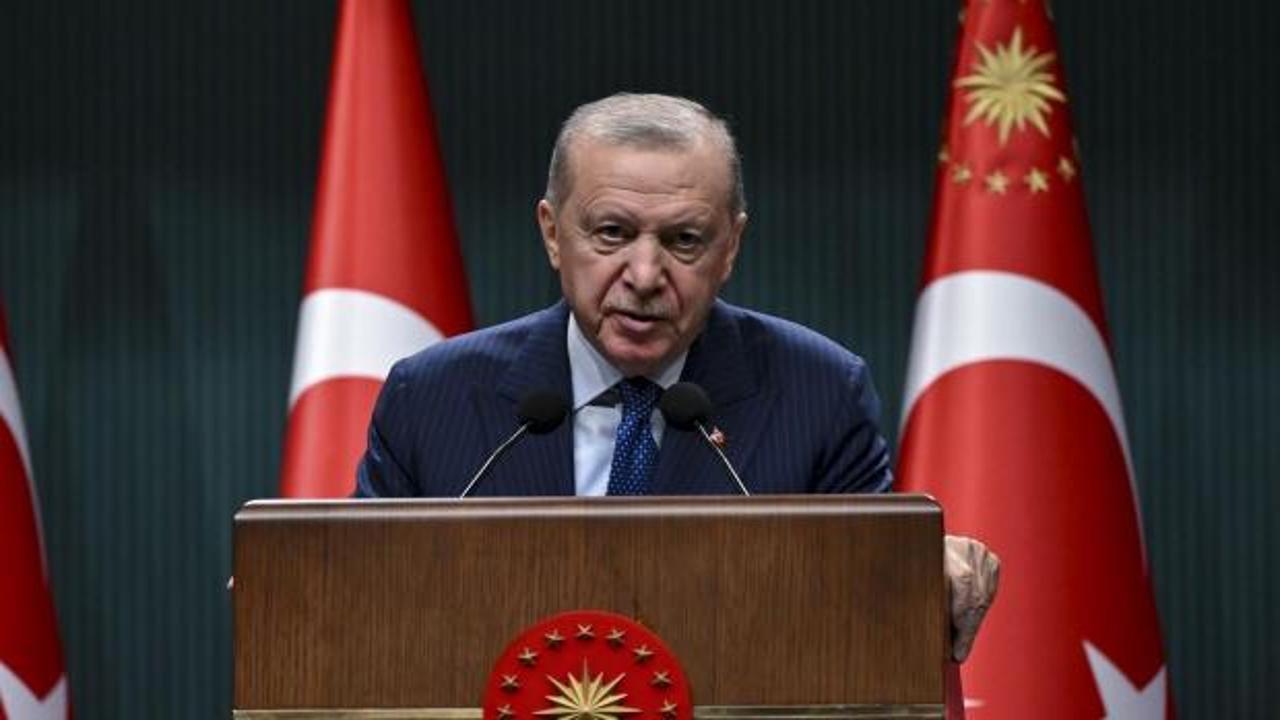 Cumhurbaşkanı Erdoğan cuma namazını Hz. Ali Camisi'nde kıldı