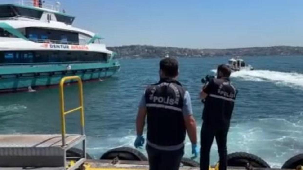 İstanbul Boğazı'nda acı olay! Vapurdaki yolcular fark etti...