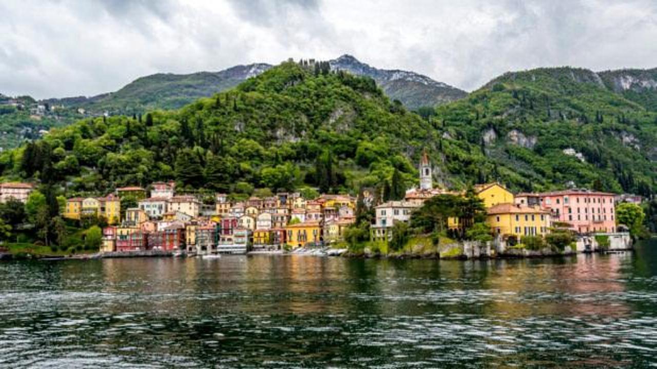 İtalya'daki turistik b&ouml;lgeden &ouml;rnek karar: Mayo ile gezene ceza