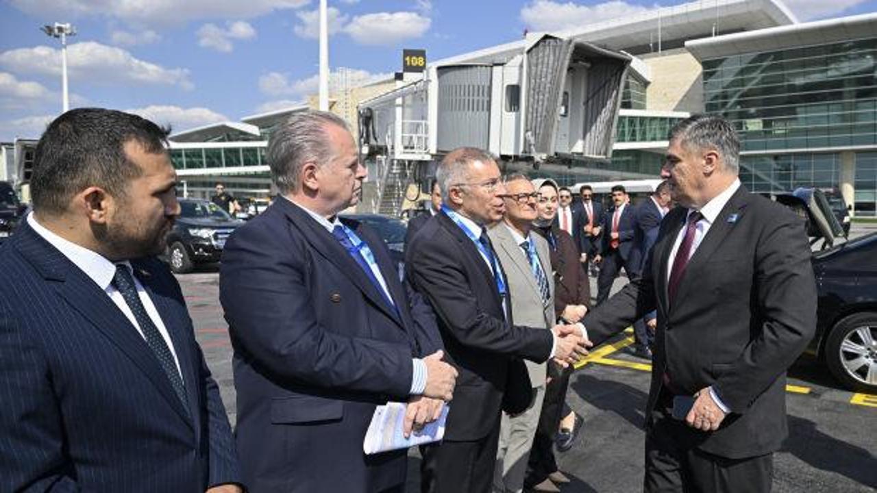 NATO Dışişleri Bakanları Toplantısı'na katılan liderler Ankara'dan ayrılıyor.