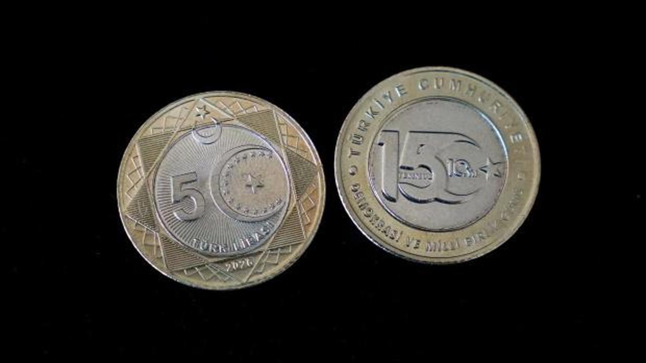 15 Temmuz'un 10. yılına &ouml;zel 5 lira basıldı