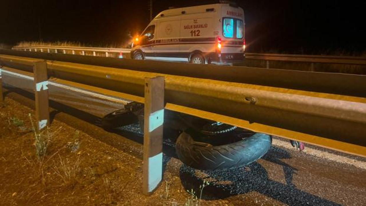Trafik kazası sonrası olay yeri.