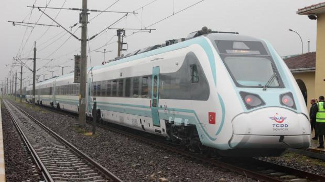  2 milyon 634 bin 363 yolcumuzu taşıdı! Milli elektrikli trenlerin yeni rotası Edirne!