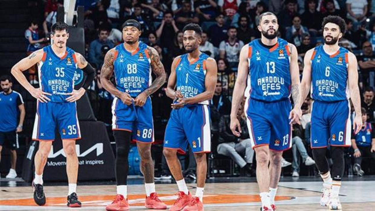 Rodrigue Beaubois Anadolu Efes formasıyla