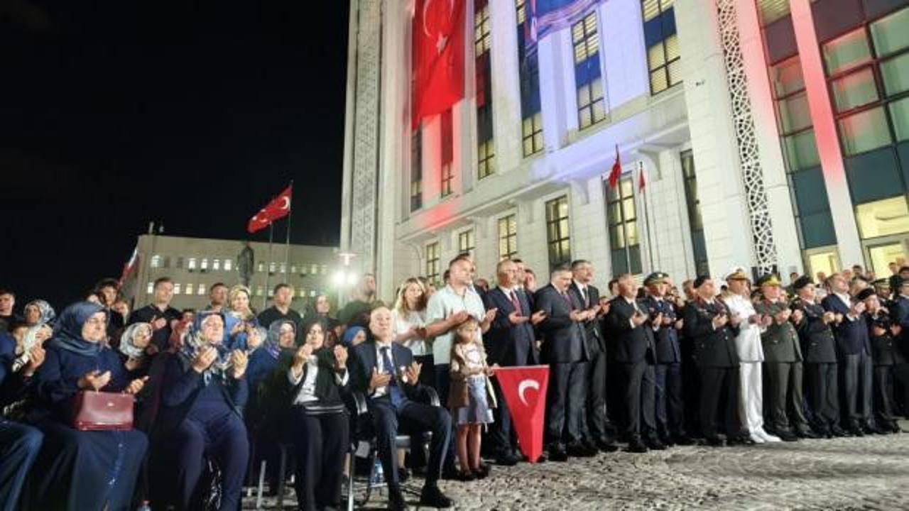 Ankara Emniyet Müdürlüğü'nde 15 Temmuz anma programından bir kesit.