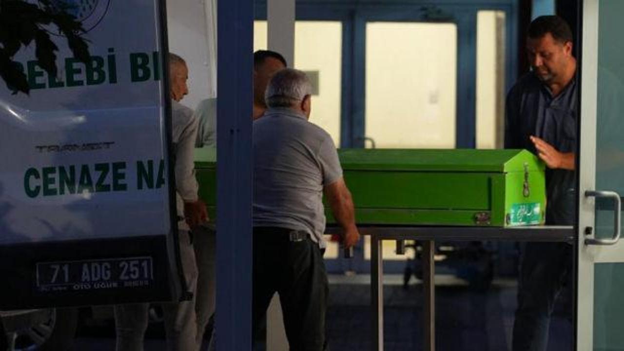 Babasının cesedini par&ccedil;alayıp tuvalete g&ouml;mm&uuml;şt&uuml;! Yeni gelişme